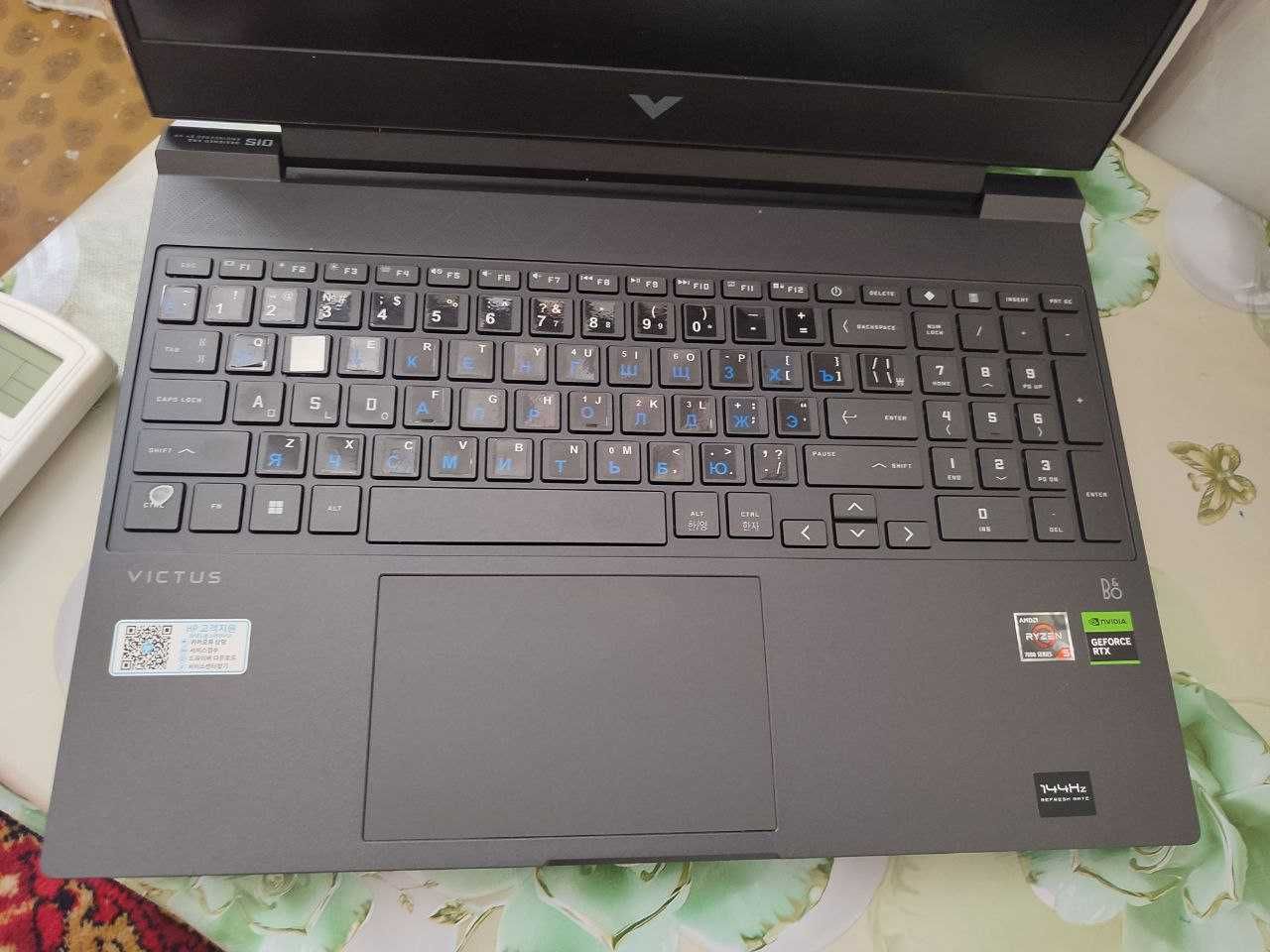 Victus 15 15-fa1068ci/ i5-12450H/ 8GB/ SSD 512GB/ RTX2050 4GB/ 15.6