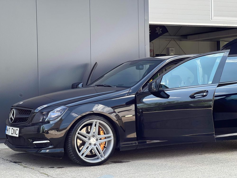 Mercedes C350 4matic AMG Pack