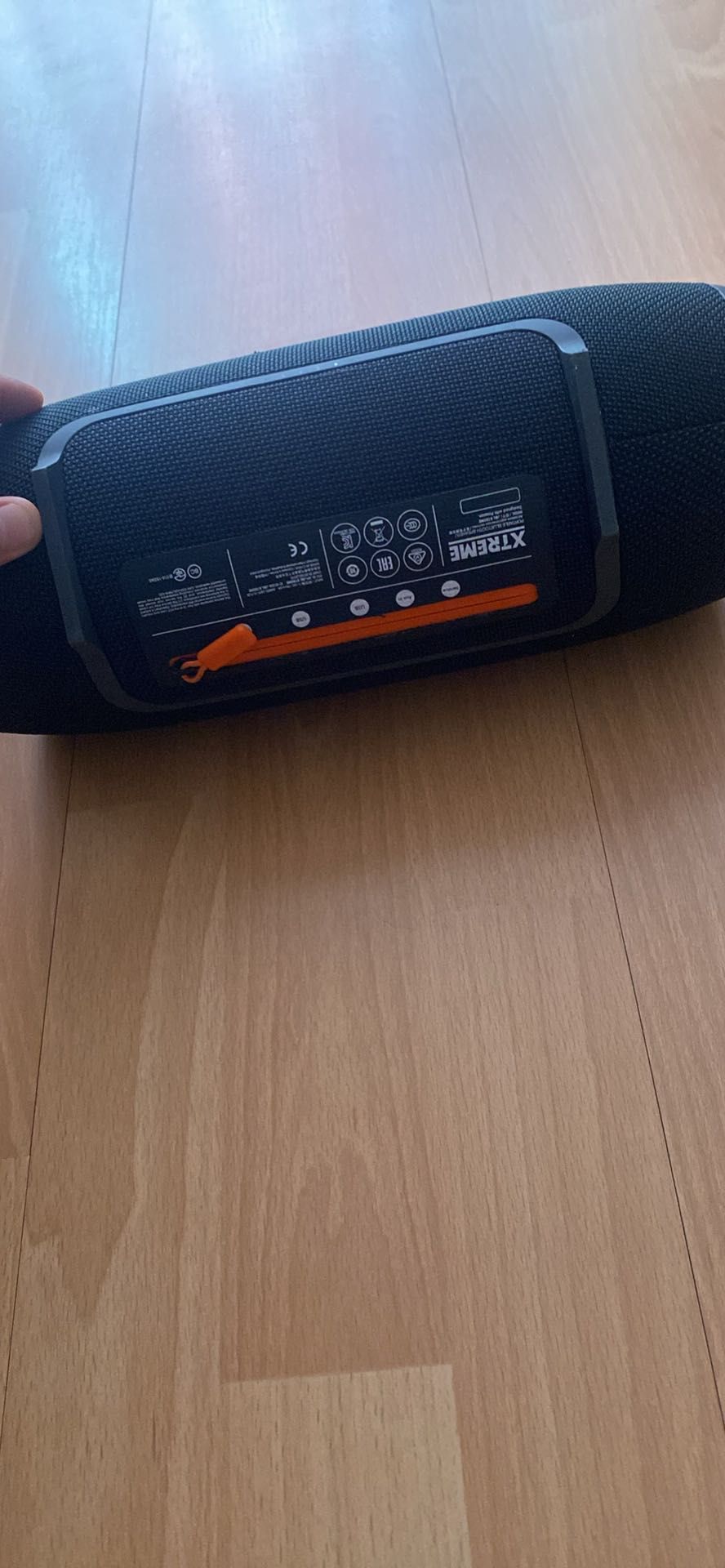 Vand /Schimb bixa JBL extreme sau schimb cu subwoofer si statie
