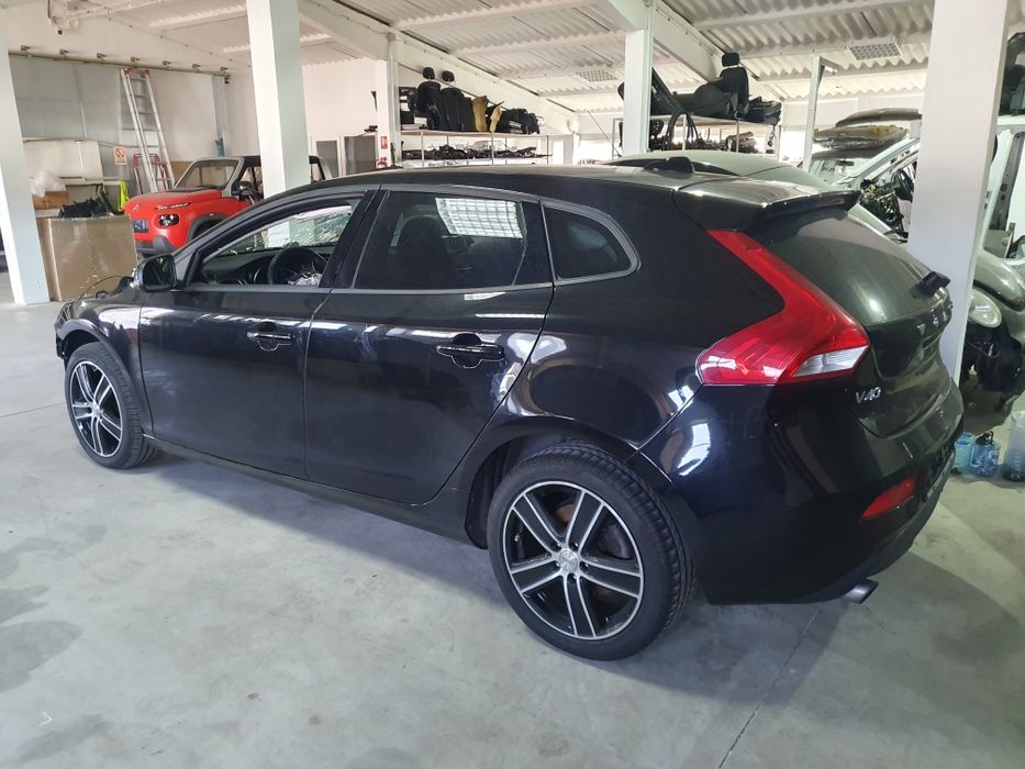 Volvo V40 , T3 , 2017 , 61000 KM , euro 6 , 2.0 benzina