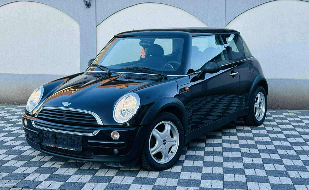 Vând mini sau schimb cu ceva mai mare