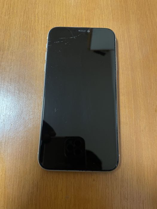 Iphone 11 , White , 64GB