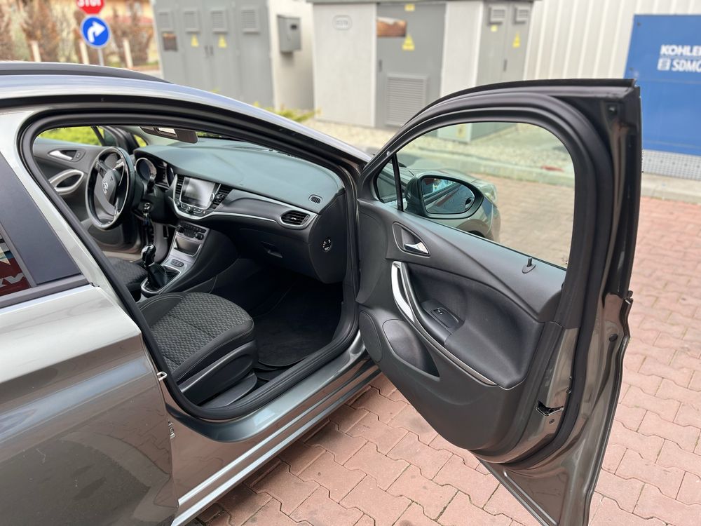 Opel Astra K Sports Tourer 1.6 CDTI 136 CP – 2017