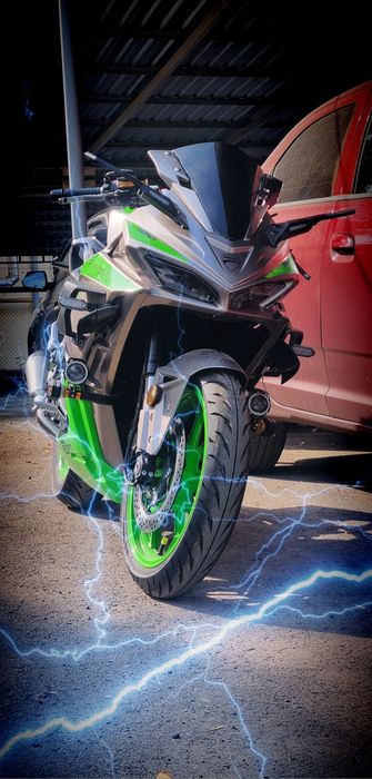 Ducati 2025 года , инжектор водяное охлаждение.