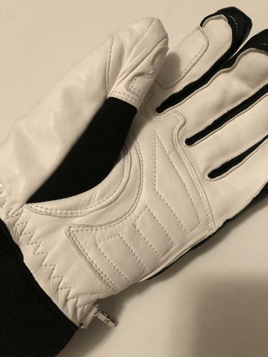 Продавам ски ръкавици REUSCH