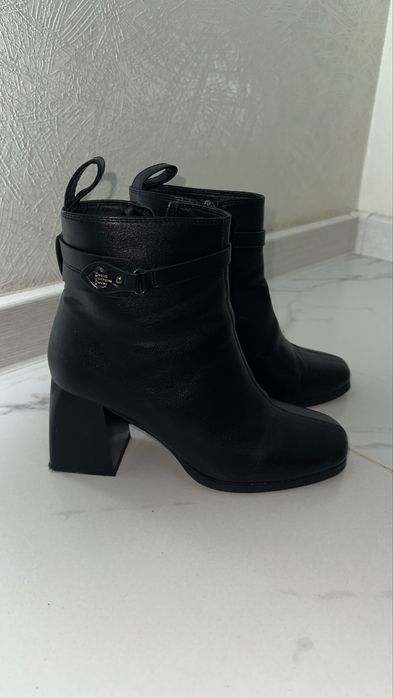 зимние женские сапоги