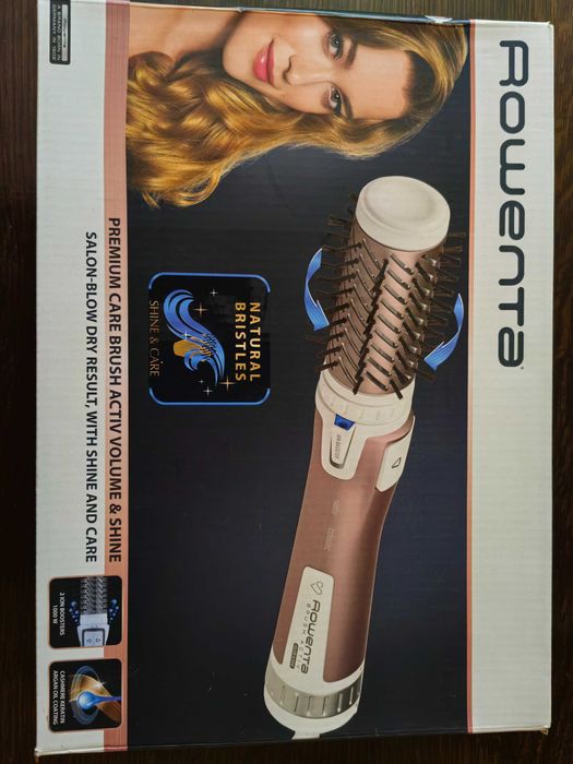 Продавам електрическа четка за коса Rowenta