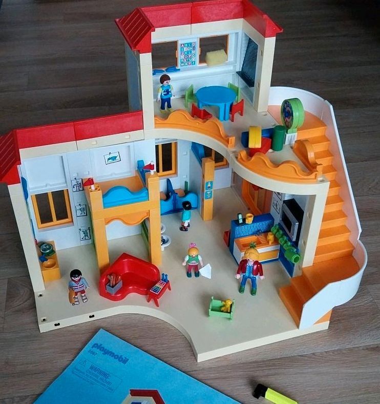 Playmobil детска градина