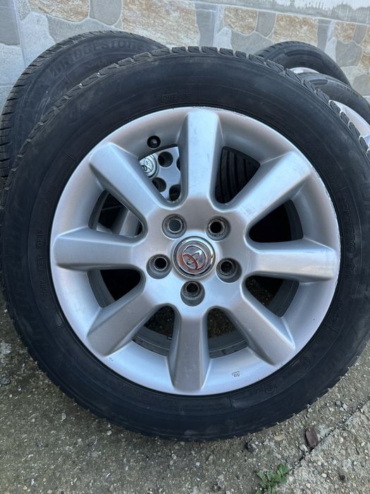 Алуминиеви джанти 16ц за тойота корола версо