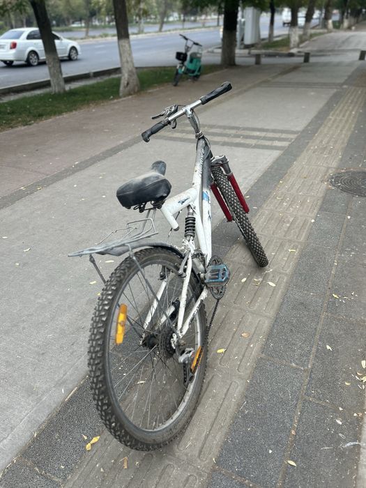 Velisoped sotiladi srochna arzon narxda