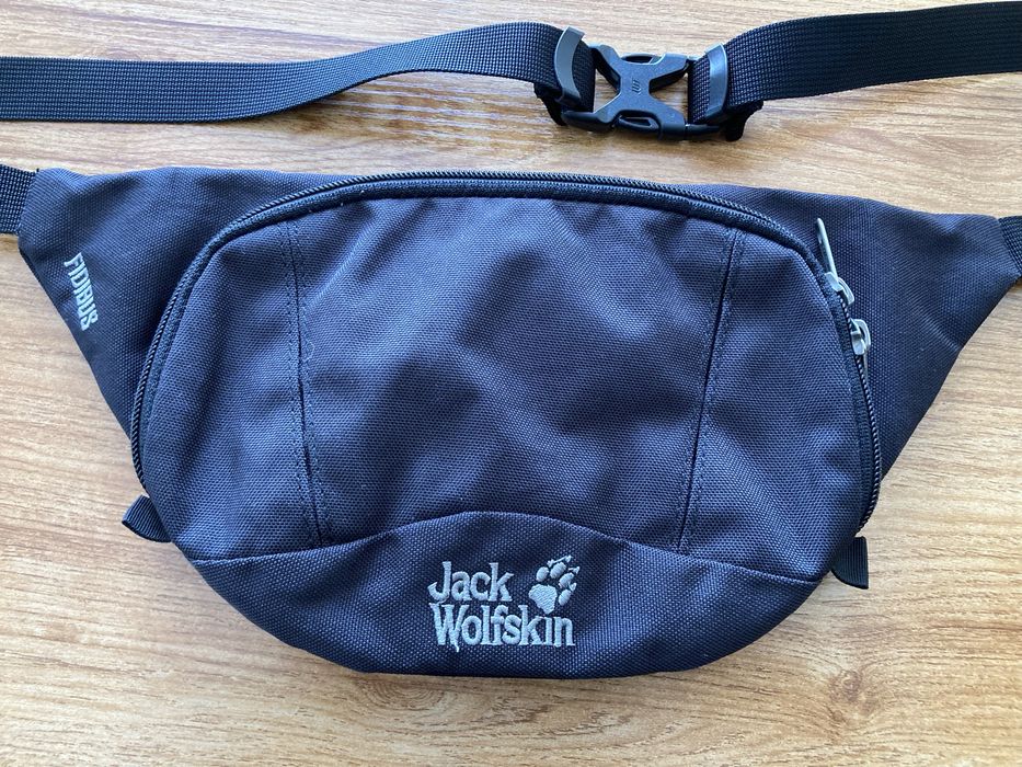 Оригинална мъжка чанта Jack Wolfskin