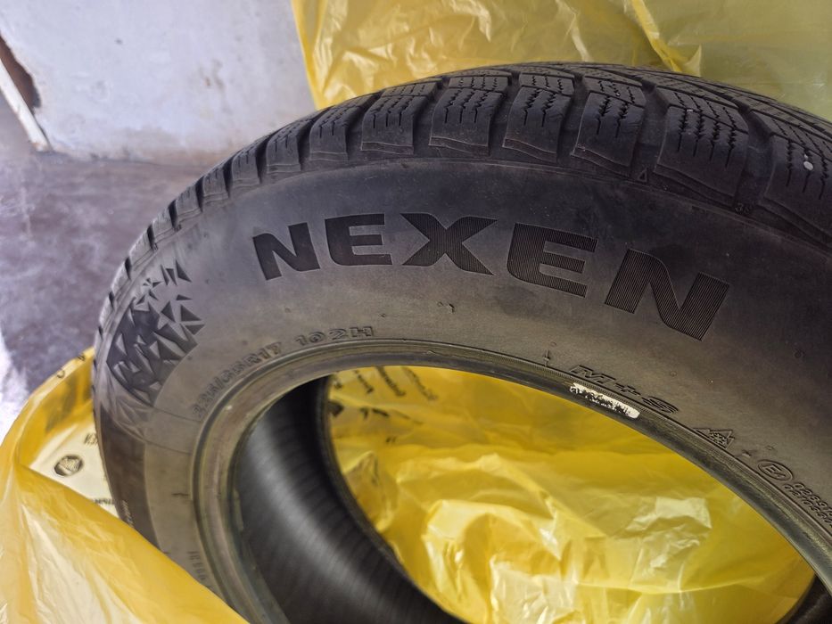 4 Зимни гуми Nexen 225/65/17