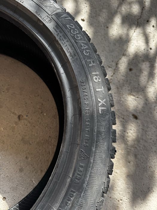 Автошины зимние комплект