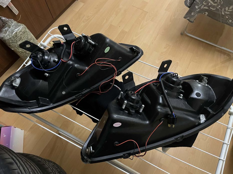 Фарове за Хонда Сивик 6 генерация