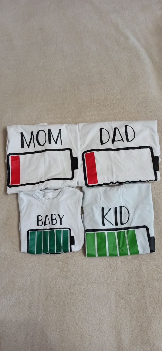 Еднакви дрехи/тениски за цялото семейство