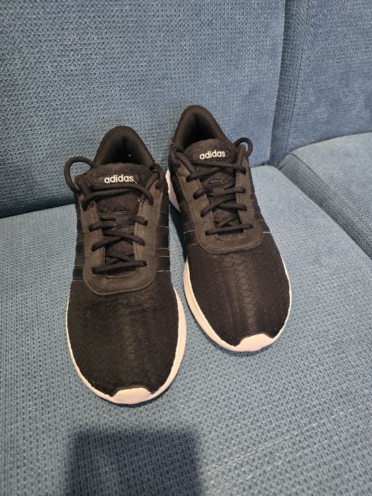 Дамски маратонки Adidas, 38 размер