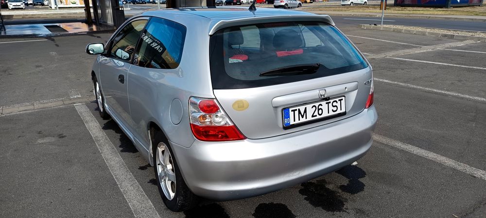 Vând auto Honda Civic EP1 automată  an 2004 . Stare bună  , 2500 negoc