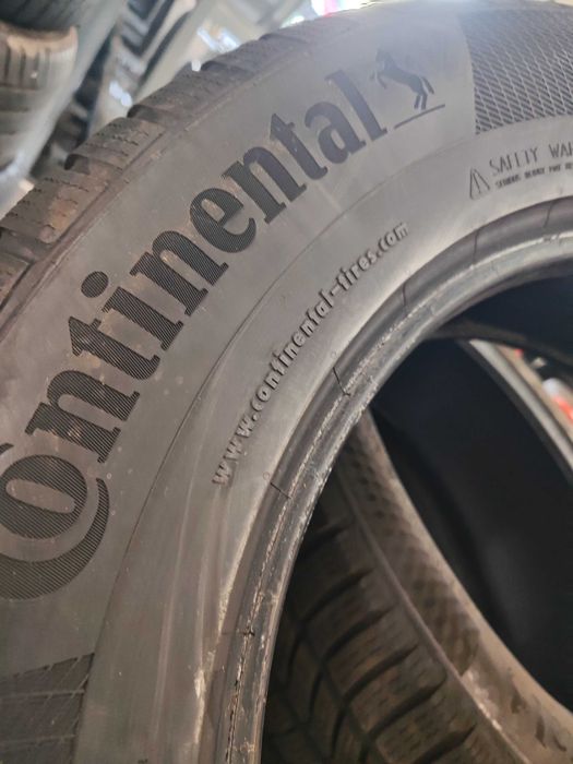 2бр. зимни гуми 235/65/17 Continental