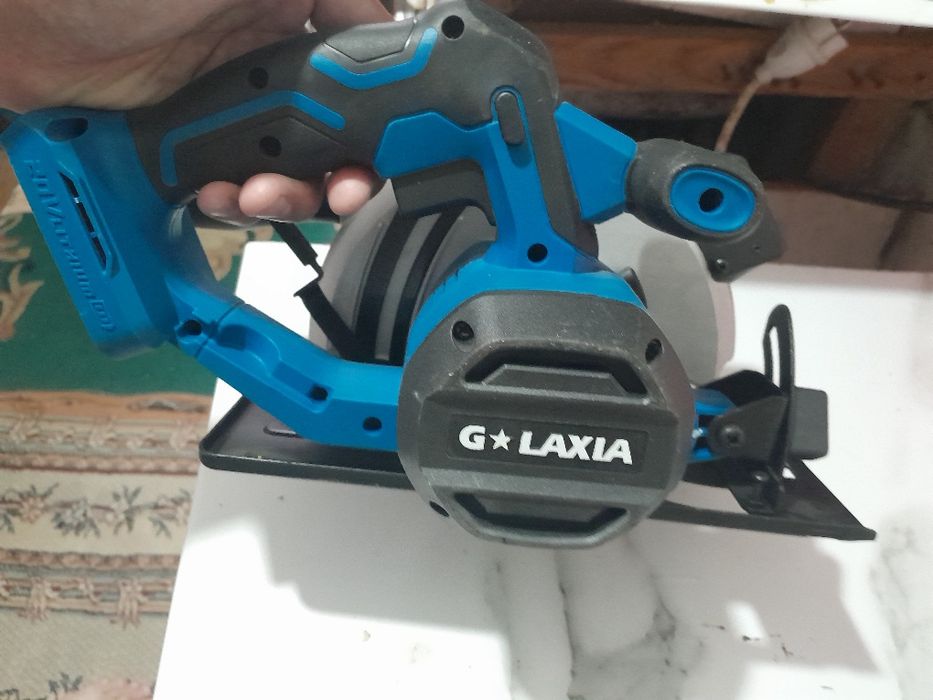 Пчолка новый синей