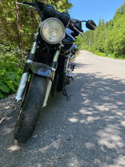 Honda Hornet 900 schimb cu masina sau quad