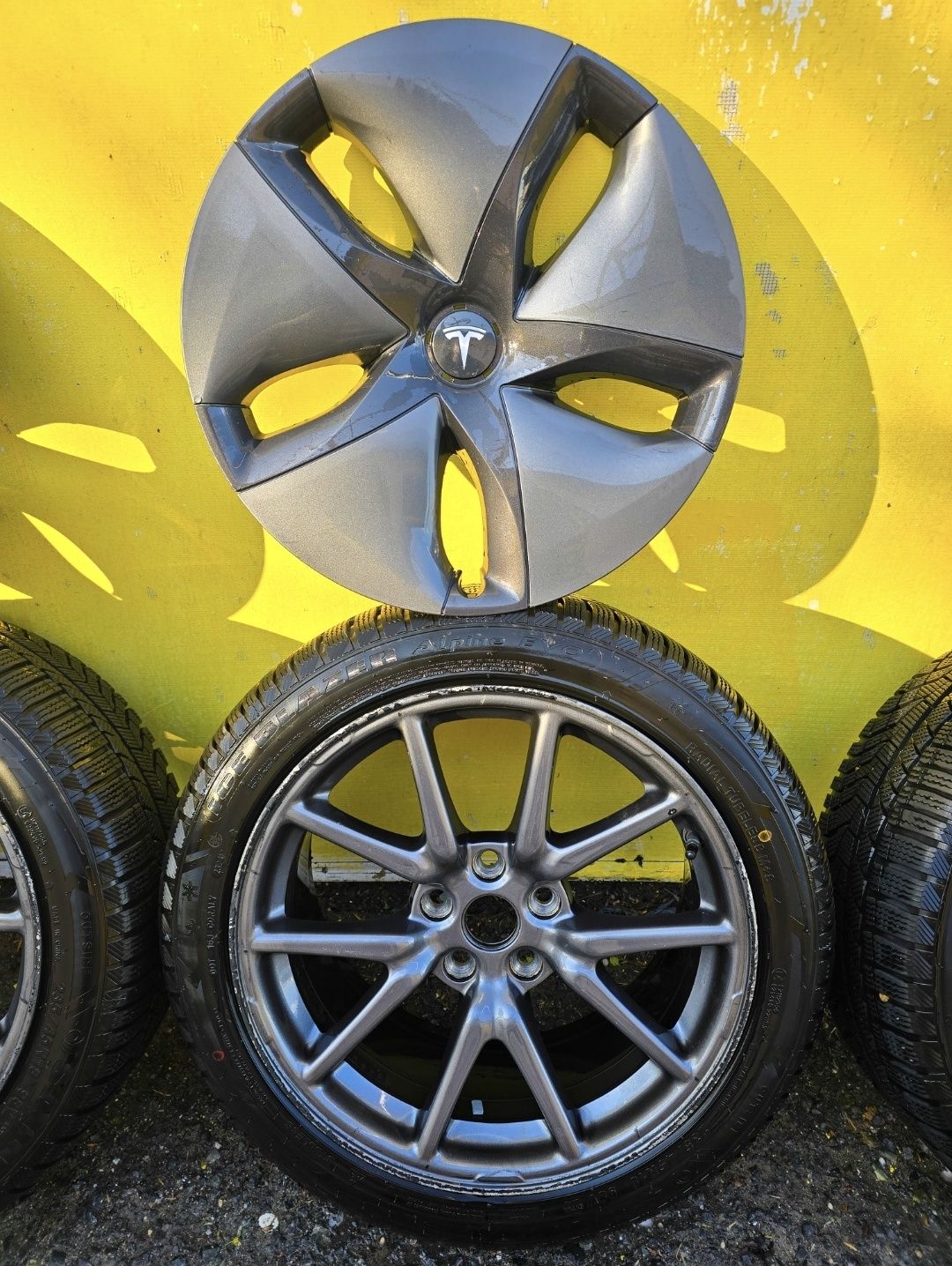 Jante Aero R18 | 5x114,3 | CB 64,1 | + Anvelope iarna DOT 2024