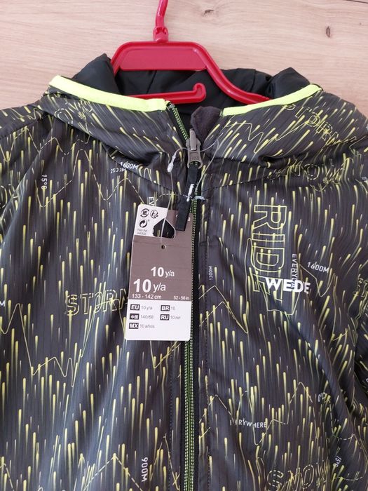 Ново яке с 2 лица за 10год.възраст момче