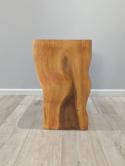 Masuta sau taburet lemn de suar