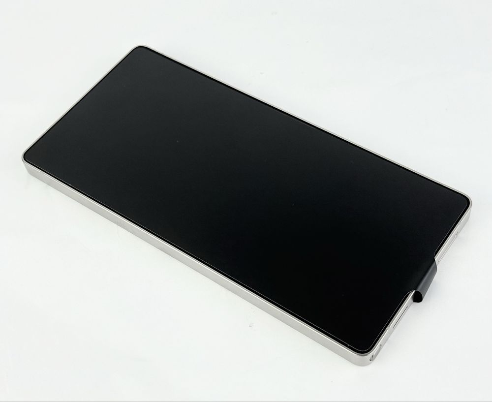 НОВ! Samsung Galaxy S25 Ultra 5G 512GB 12RAM Titanum Gray 2г. Гаранция