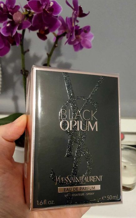 Black Opium apa de parfum, sigilat