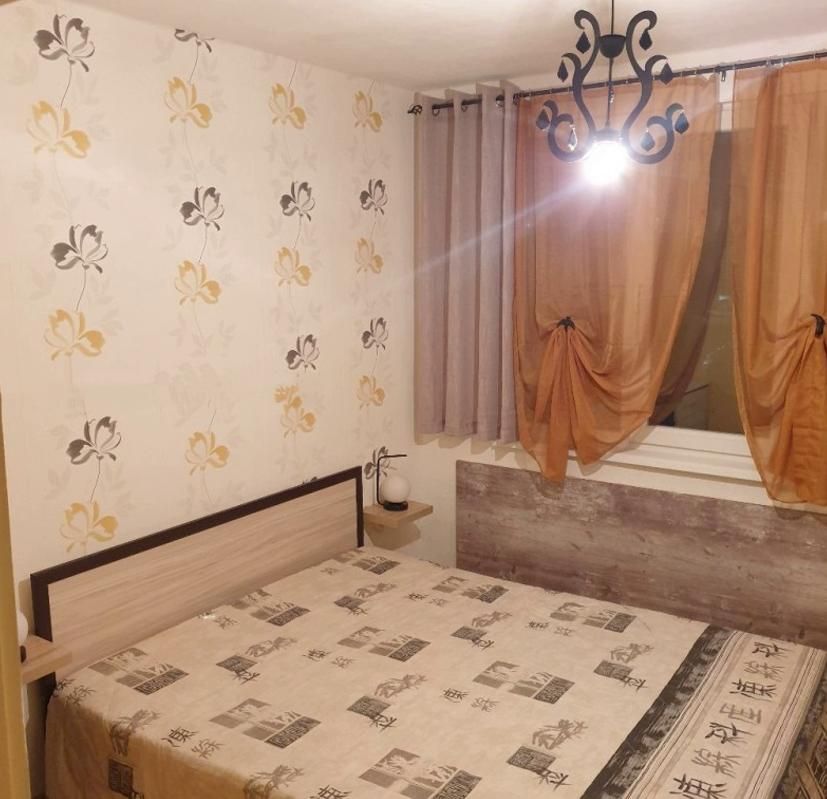 Дава се под наем Двустаен апартамент в Пловдив, Център - 60 кв.м за 375 € - Снимка #3