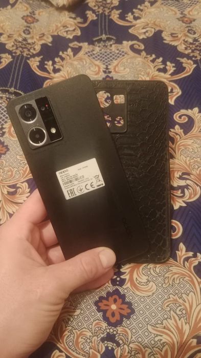 Продам Рено 7 память 8/128 гб