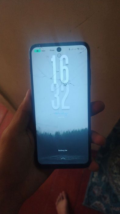 Redmi 10 2022 sensorida sibigʻi bor dogʻ chixigʻ tushmagan