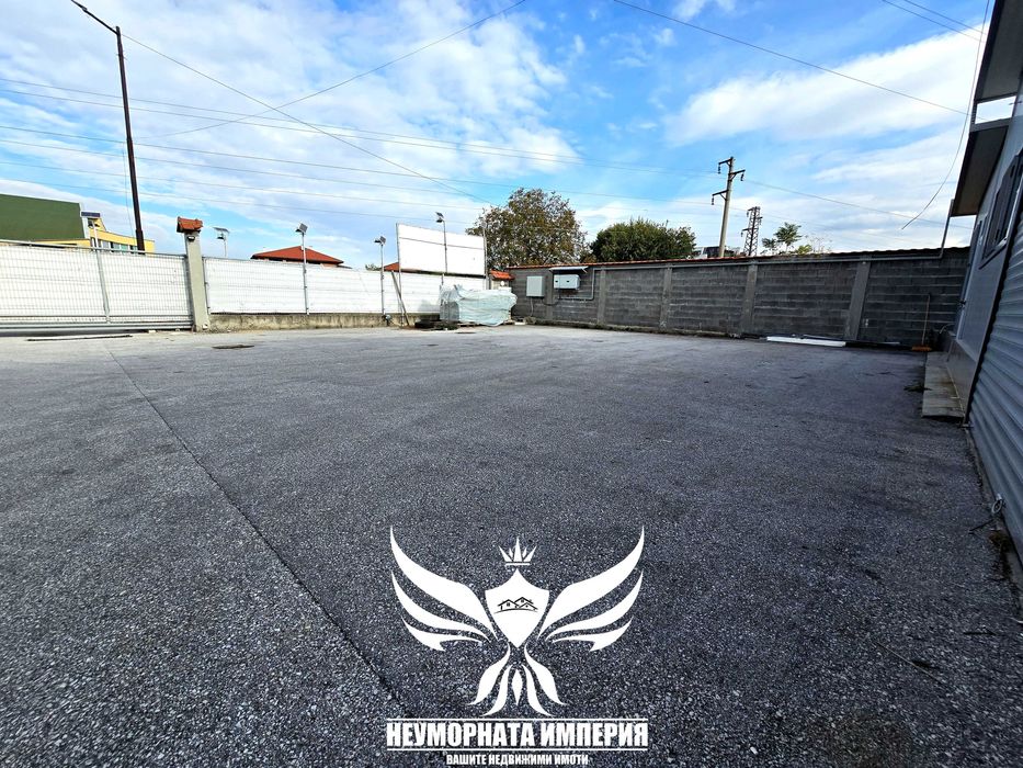 Под наем свободна площ/паркинг за автомобили/бусове в гр.Асеновград