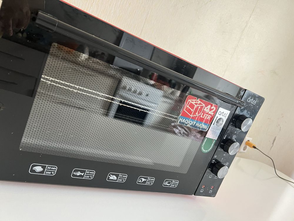 Печка ARTEL 42л! Состояние отличное!!!