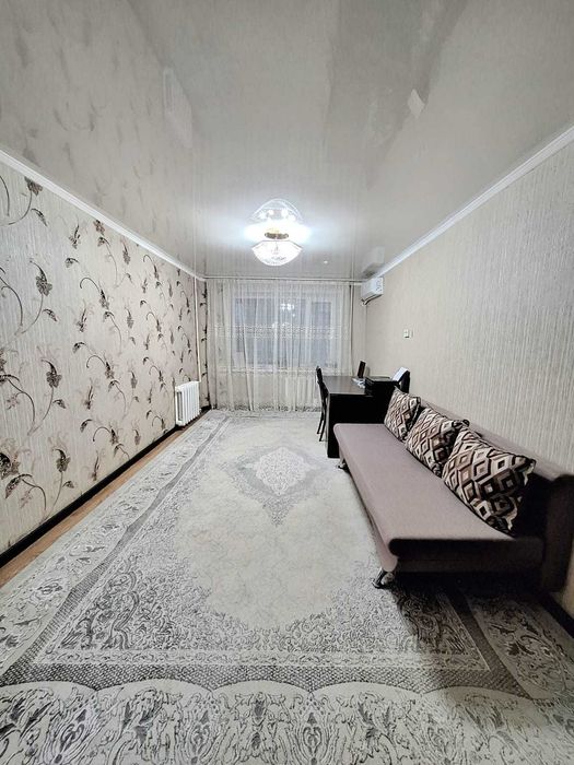 Продаётся 4 комн. квартира, микрорайон Кунаева.