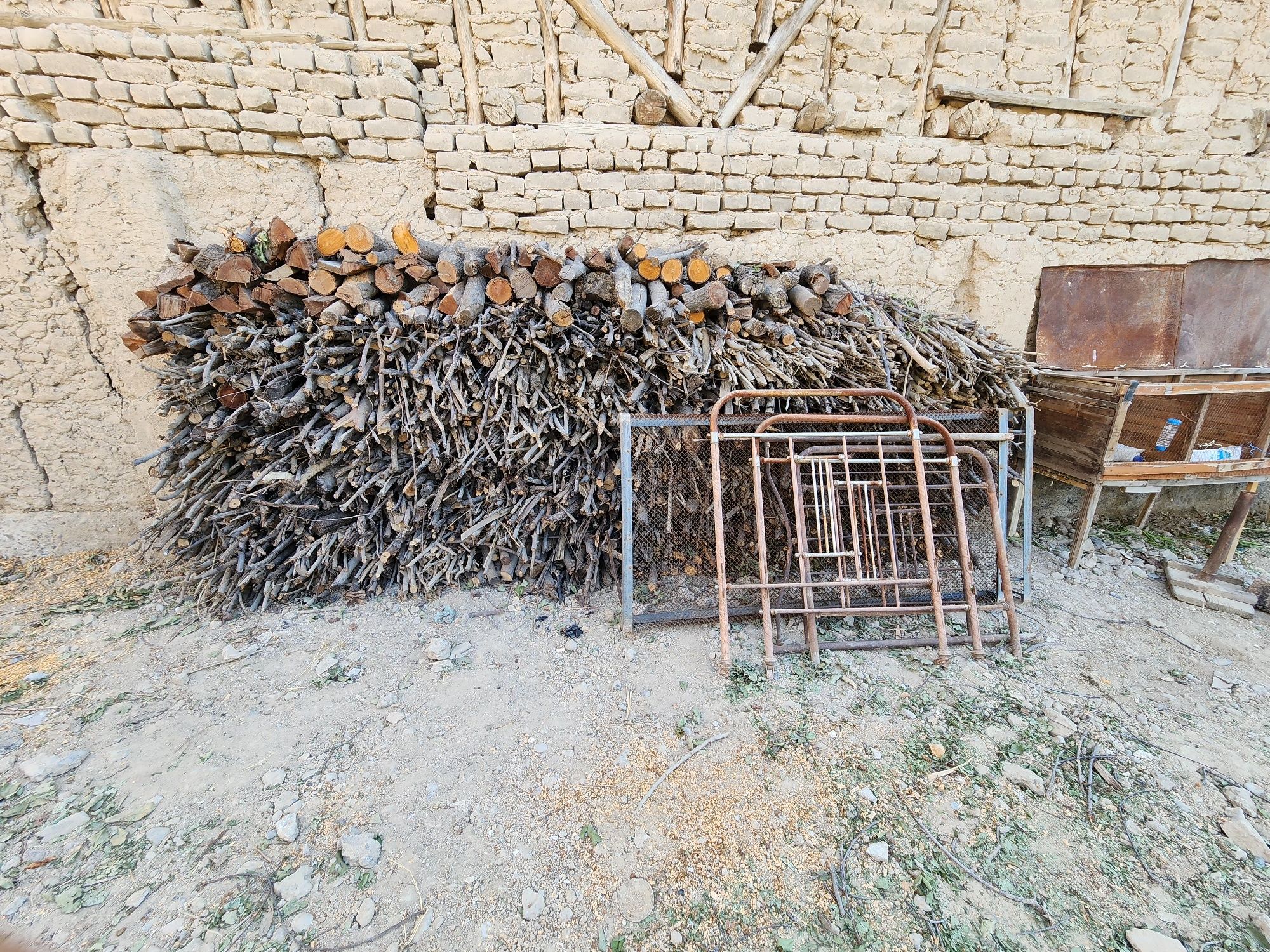 Yaxshi quruq otlar bor