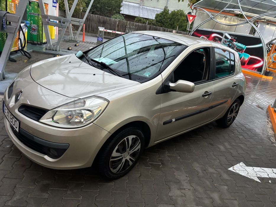 Vând Renault Clio 3