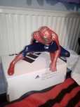 Vand Statueta de colectie SPIDERMAN action nou la cutie