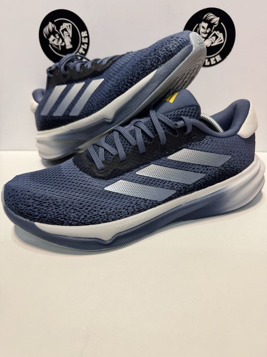 Маратонки ADIDAS SUPERNOVA . Номер 43.5