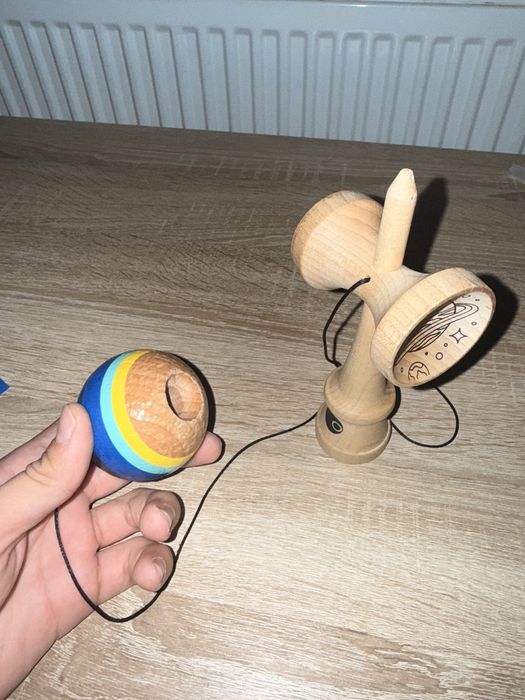 Vând kendama profesioanlă,OKendama Space 1 Blue,preț negociabil