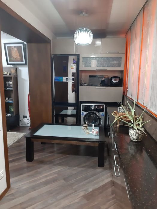 Сдаётся 2-комн., 1 этаж, в Центре (ул.Айтеке би)