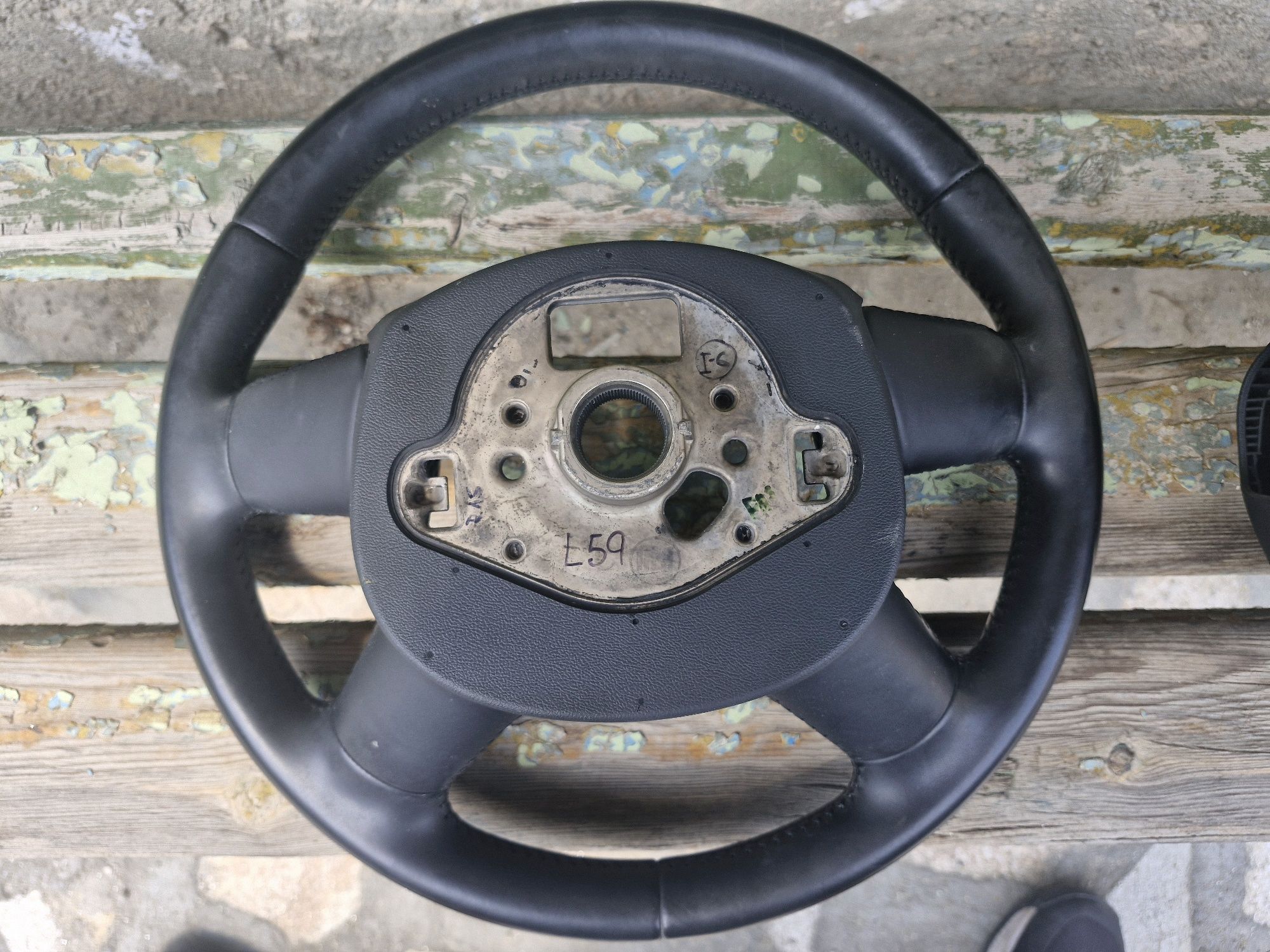 Волан и Airbag Audi A4 B8.5 2012