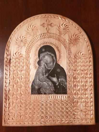Icoane sculptate manual pe lemn de tei sau mesteacan