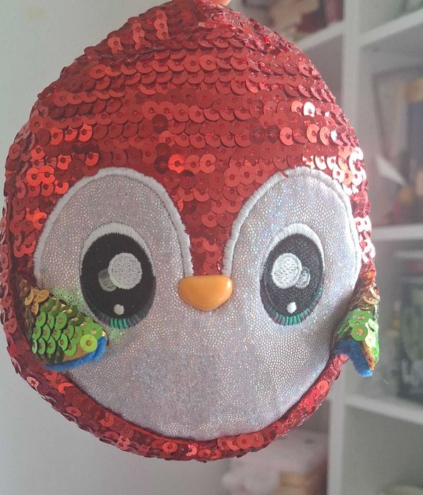 Na Na Na Surprise papusa( papagal pirat)