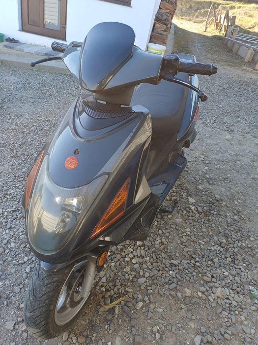 Vand scuter motom 49 cc 4t