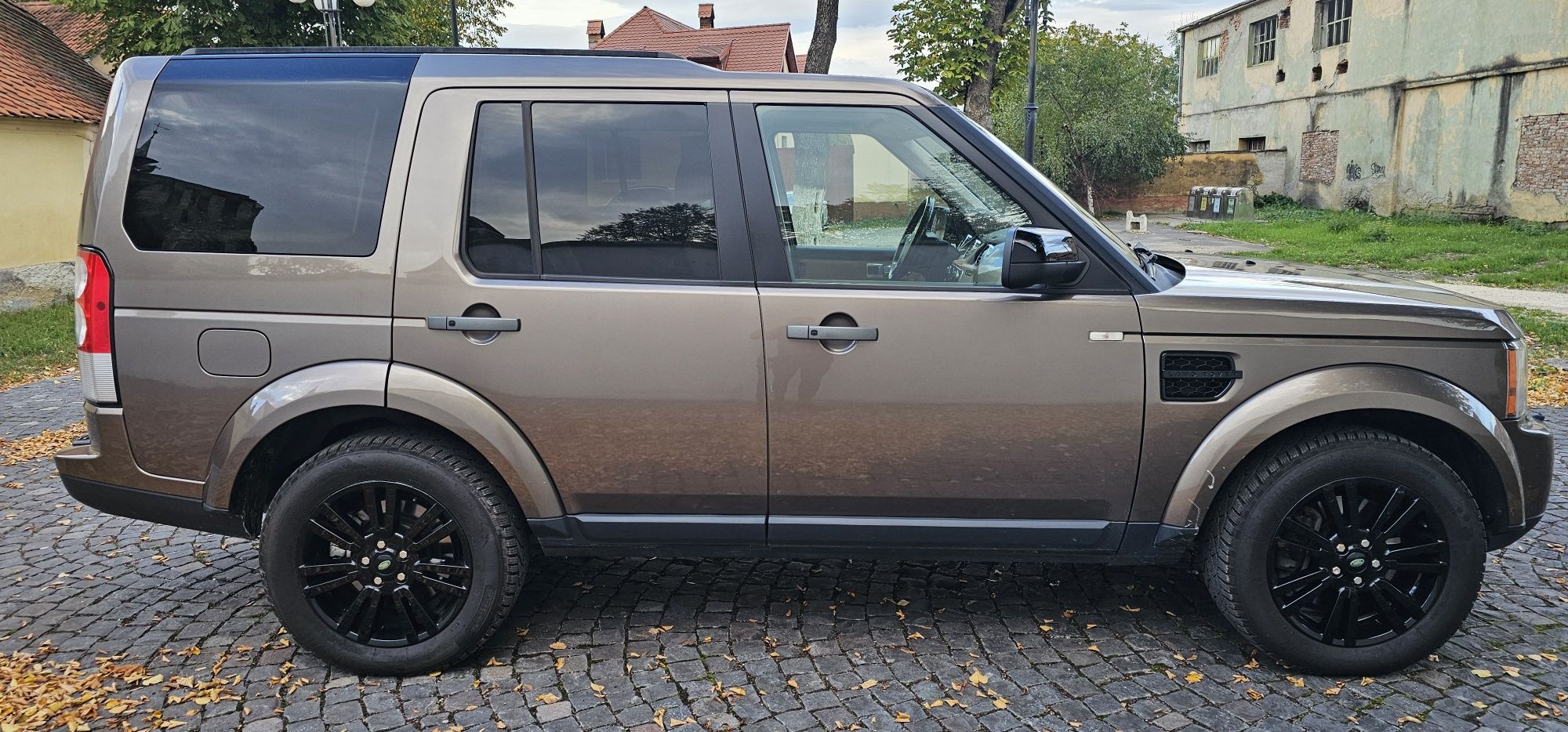 Land Rover Discovery 4 3.0 TDV6 HSE