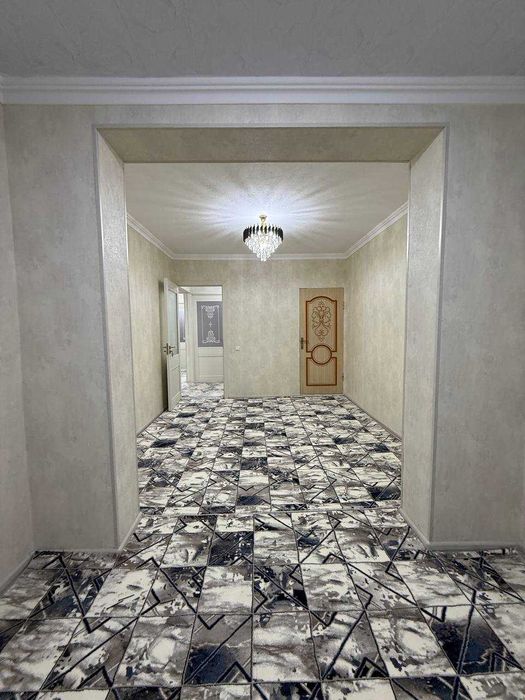 3х комнатная квартира на 4 этаже 70кв/м, в Самарканда