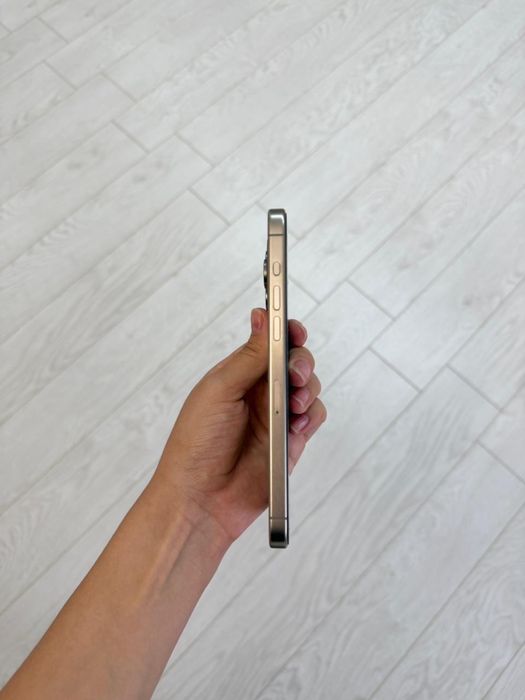 Iphone 15 pro max 256 85%