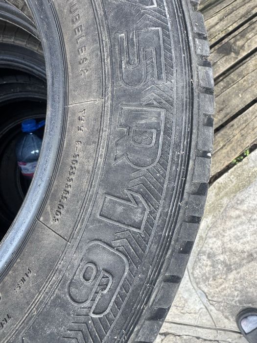 Гуми за lada niva