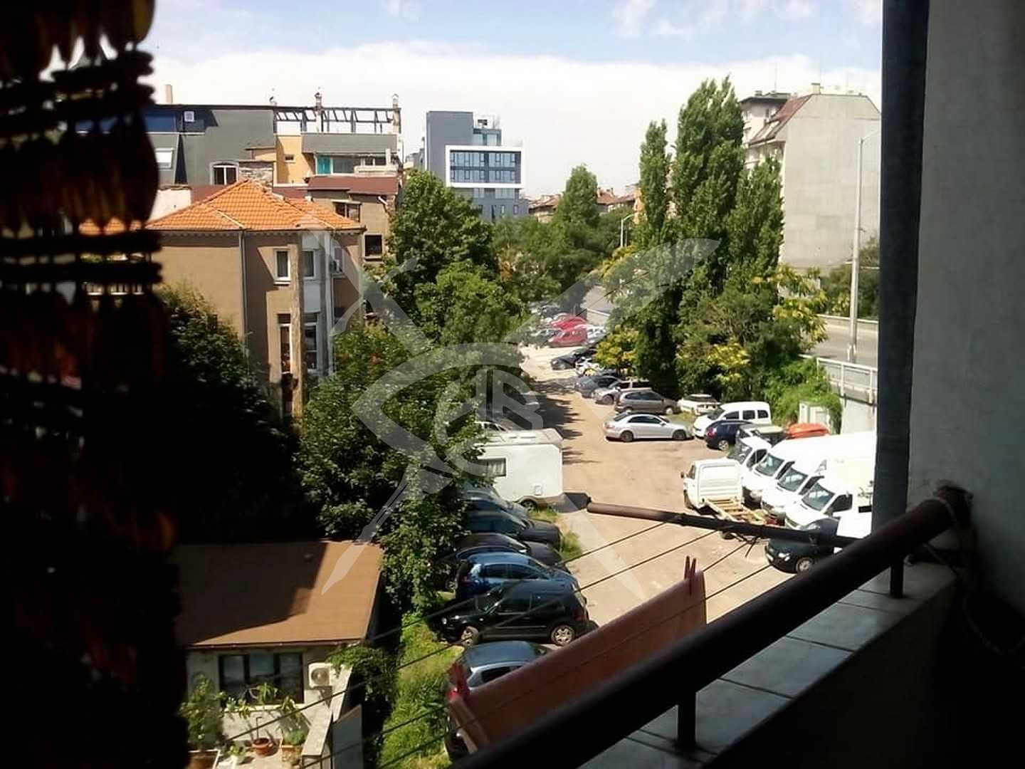 Двустаен апартамент в жк. Оборище № 88599